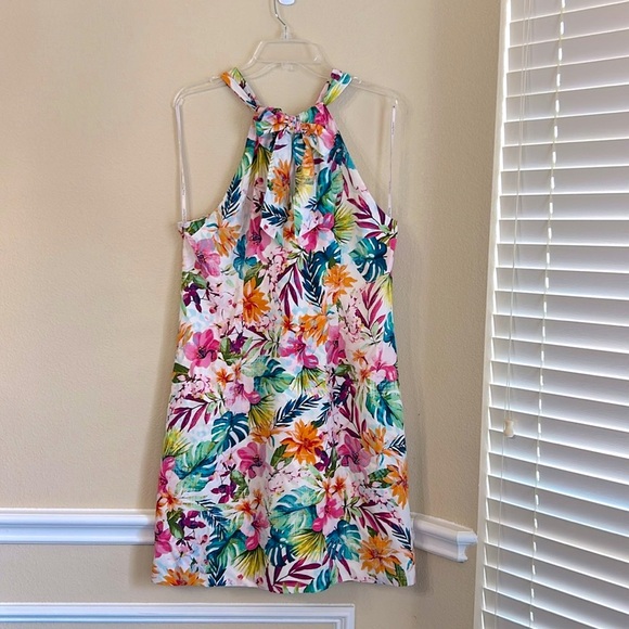 NWT Tommy Bahama
Halter Neckline Sleeveless Vintage Floral Dress - Picture 5 of 7